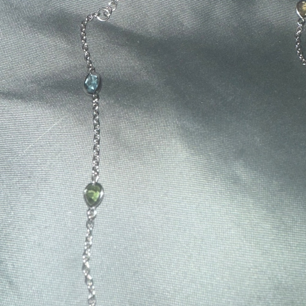 Beautiful Sterling Silver Choker - Picture 3 of 4